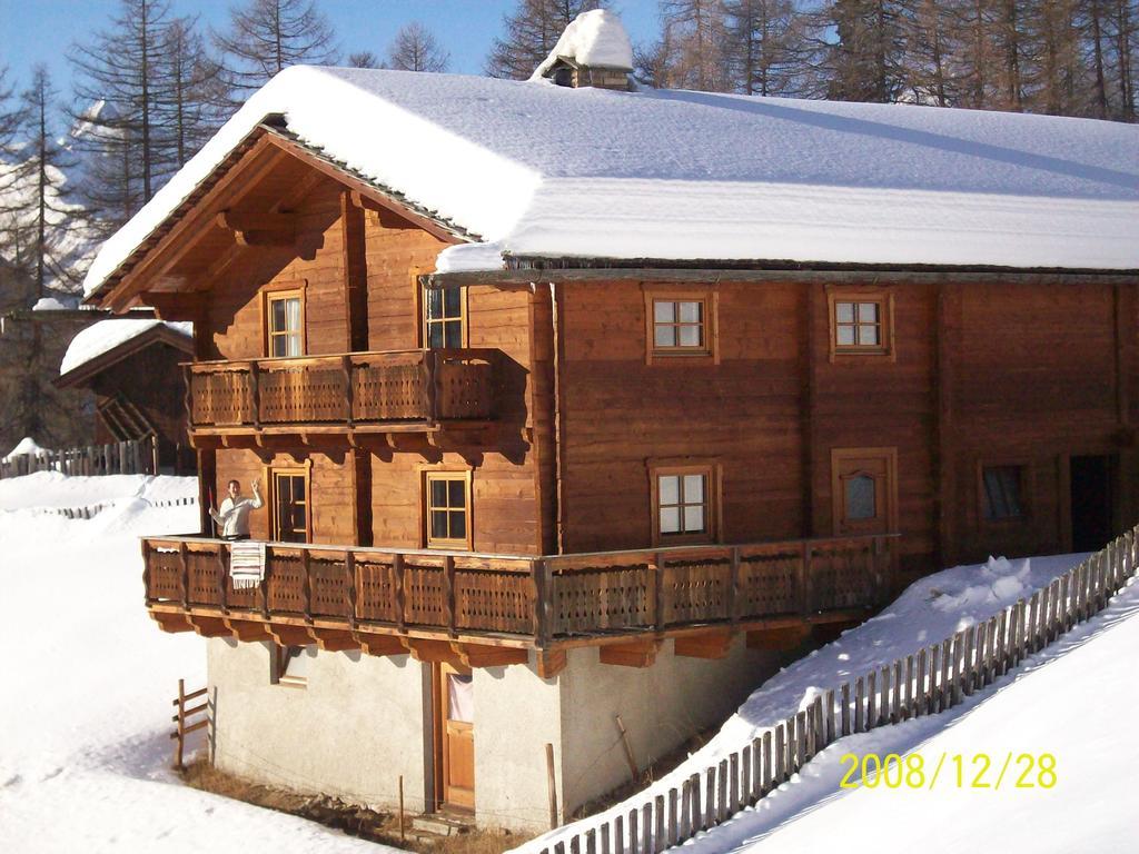 Almhuette Adlerhorst Villa Heiligenblut Exterior foto
